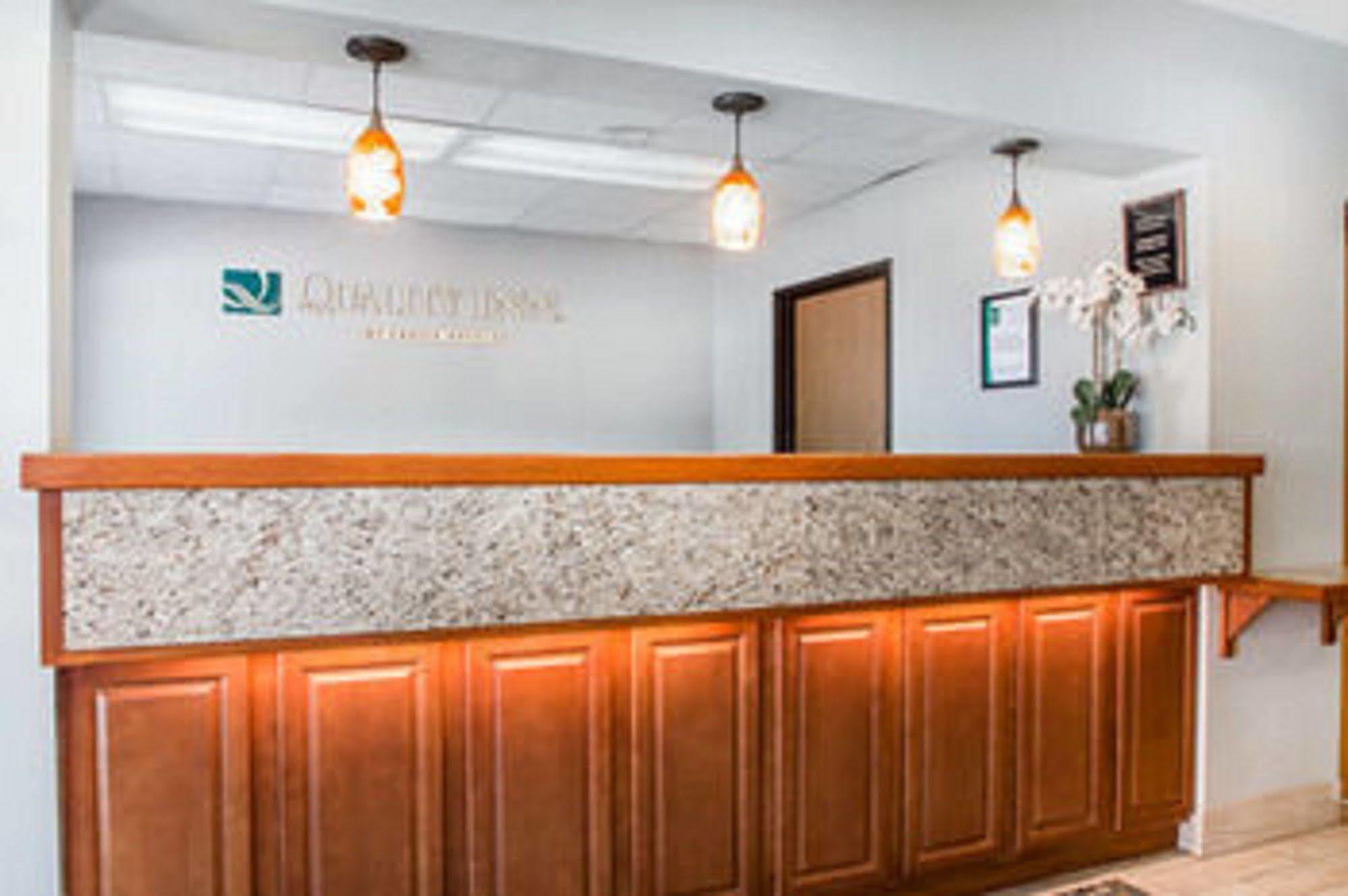 Quality Inn South Springfield Zewnętrze zdjęcie