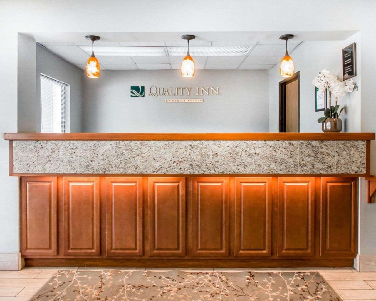 Quality Inn Us65 & E Battlefield Rd Springfield Zewnętrze zdjęcie